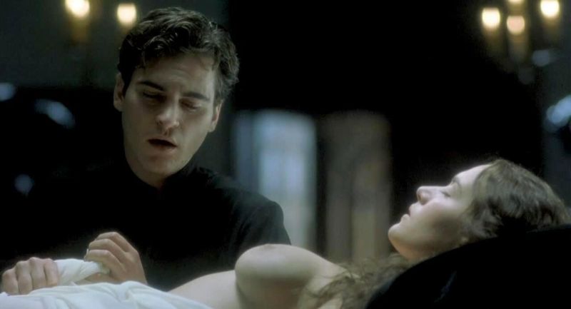 Kate Winslet - Quills - 2_1
