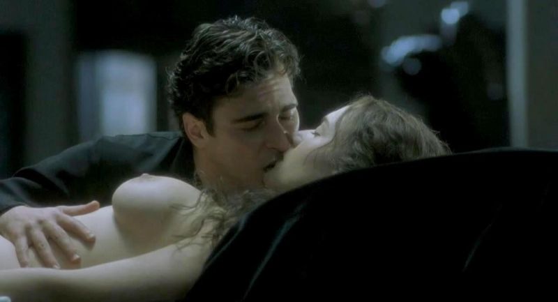 Kate Winslet - Quills - 2_3

