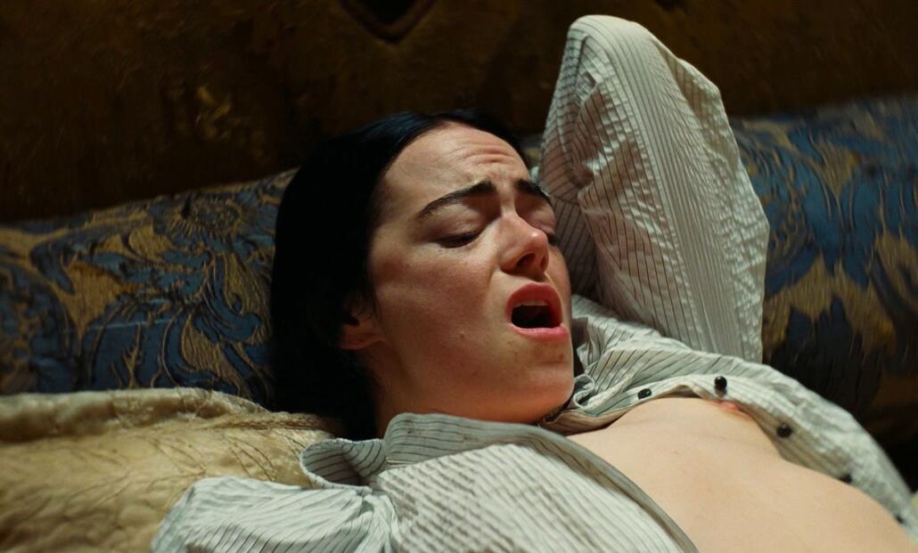 Emma_Stone_Nude_28329.jpg