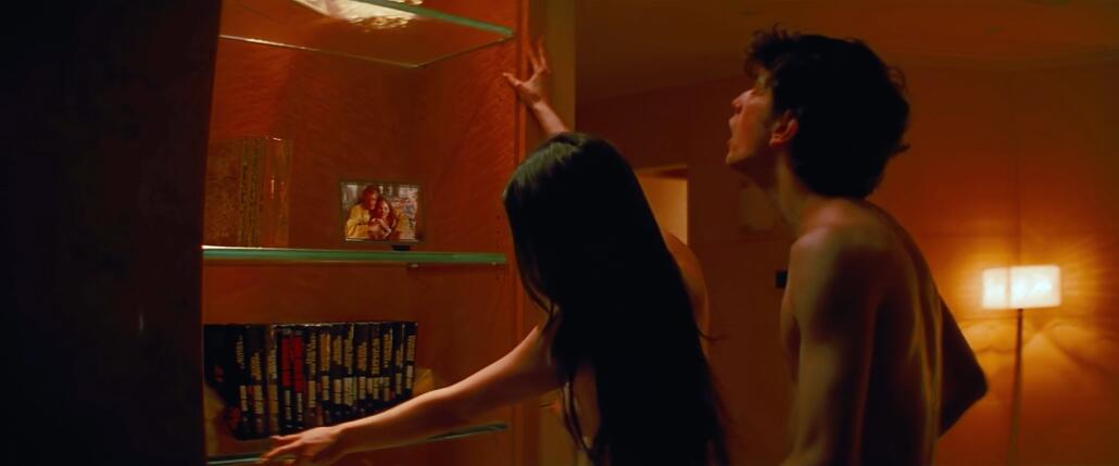 Mikey Madison Nude In Anora (11)
