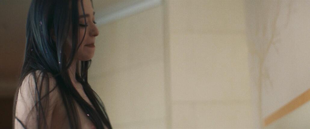 Mikey Madison Nude In Anora (20)
