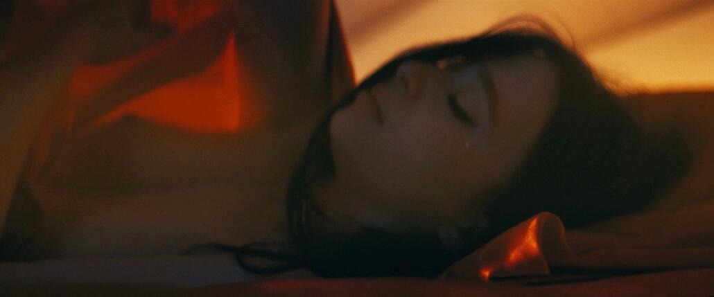 Mikey Madison Nude In Anora (24)
