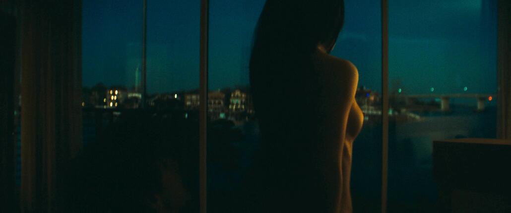 Mikey Madison Nude In Anora (7)
