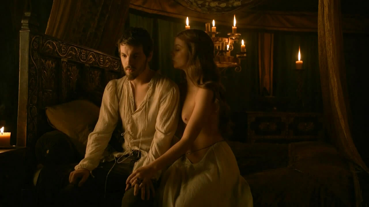 Natalie Dormer in Game of Thrones (1)
