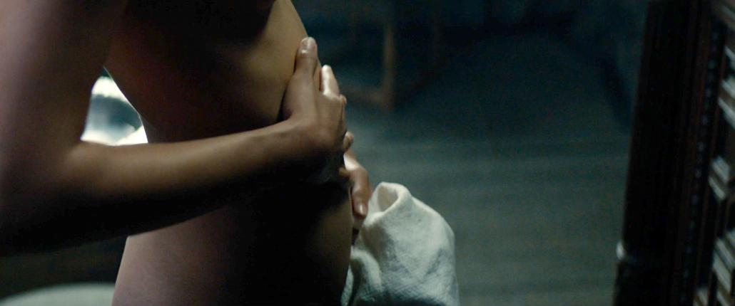 Alicia Vikander in Tulip Fever (2)
