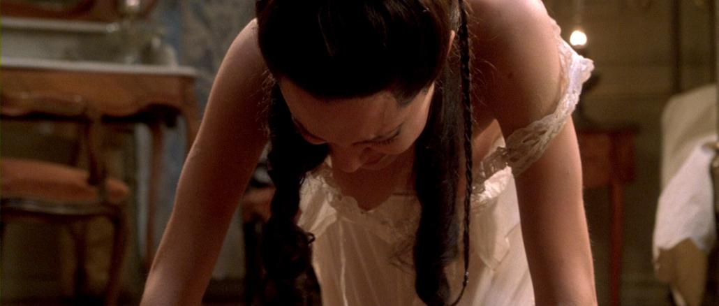 Angelina_Jolie_Nude_28129.jpg
