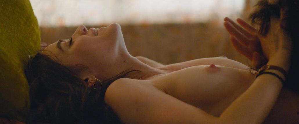 Lucy Hale in Dude (2)
