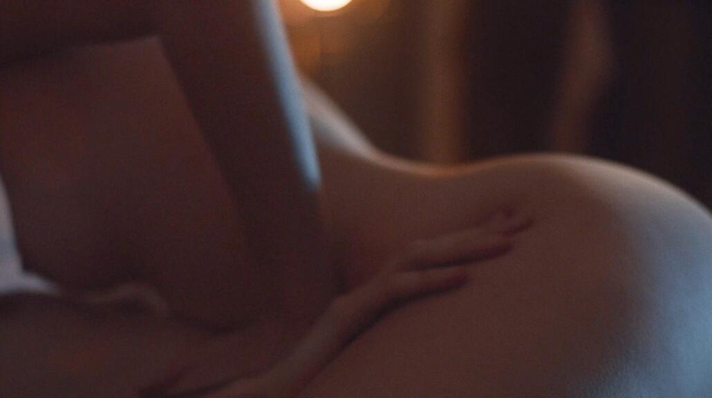 Maia Mitchell in No Way Out (2)
