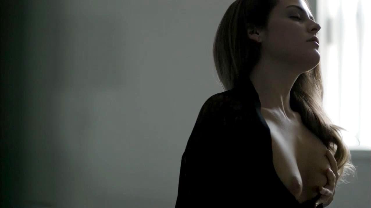 Riley Keough in The Girlfriend Experience (18)

