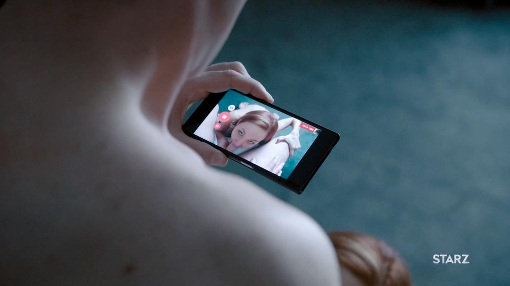 Riley Keough in The Girlfriend Experience (5)
