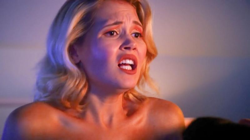 Kelli Berglund - Now Apocalypse - S01E01 - 1_4
