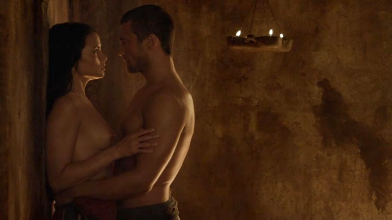 Katrina Law - Spartacus Blood and Sand - S01E13_2
