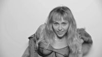Miley_Cyrus_-_She_is_Coming_-_DREAM_4.jpg