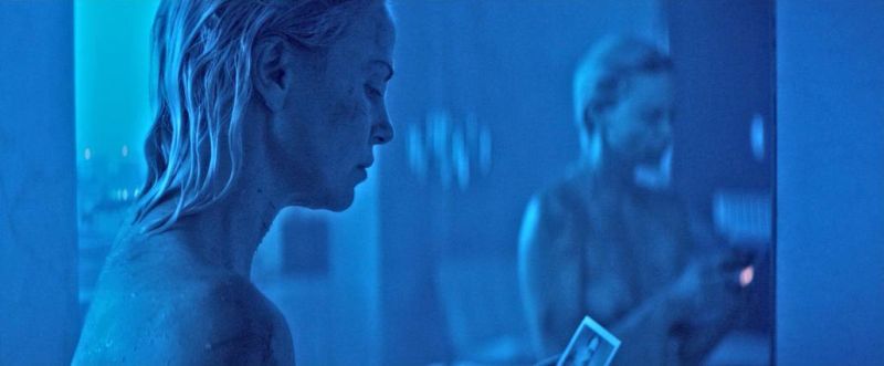 Charlize_Theron_-_Atomic_Blonde_-_1_3.jpg