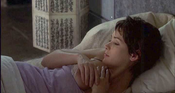 bM1208-WinonaRyder@AutumnInNewYork-2_1

