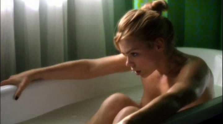 Billie Piper - Secret Diary of a Call Girl - S01E01 - 1_3
