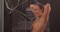 Dina_Meyer___Others_-_Starship_Troopers_2.jpg