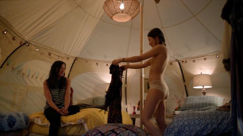 Emily Browning - The Affair - S04E07_2

