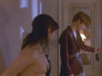 bM2977-JenniferJasonLeigh_SingleWhiteFemale-1_2.jpg