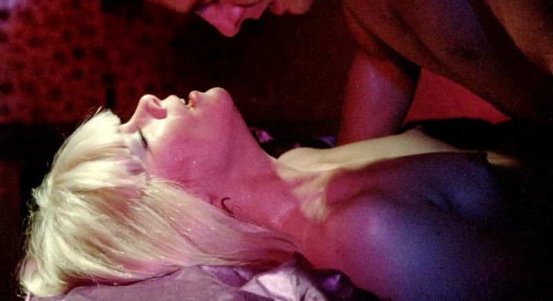 Kathleen Turner nude (8)
