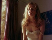 Heather-Graham-Killing-Me-Softly-2-Fullscreen_2.jpg