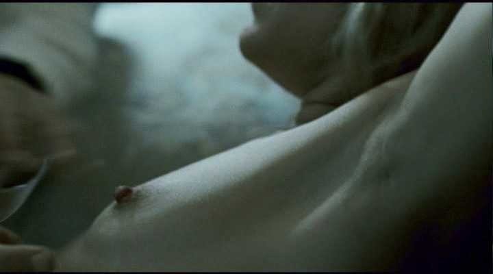 Maria Bello Nude (9)
