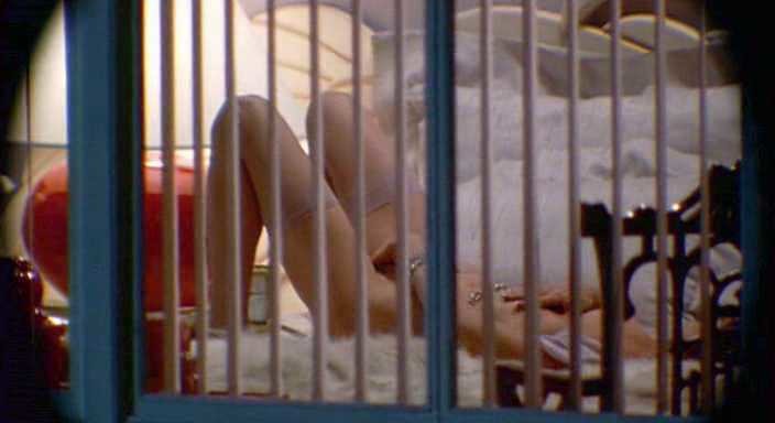 Melanie Griffith Nude (2)
