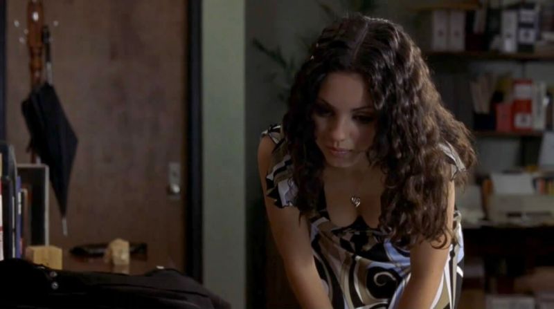 Mila Kunis Nude (14)
