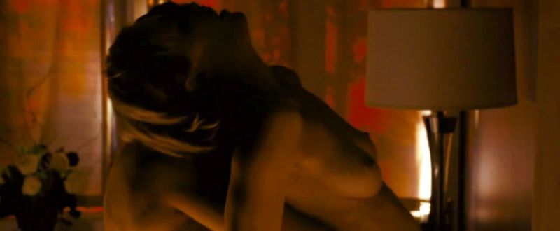 Radha Mitchell Nude (7)
