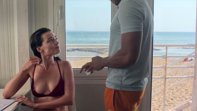 Emma Mackey nude (16)
