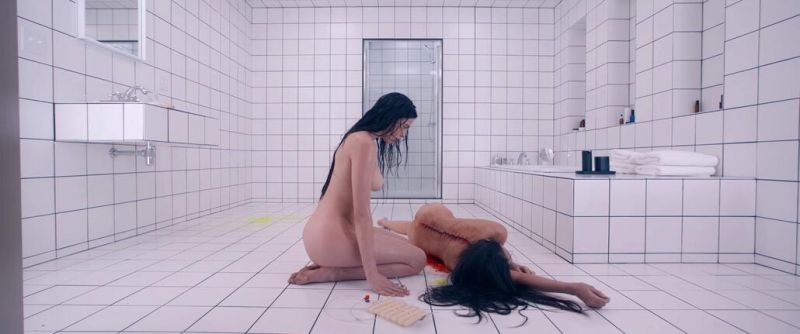 Margaret Qualley nude (10)
