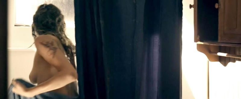 Emma Greenwell nude (1)
