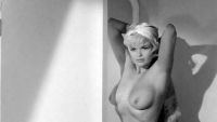 Jayne_Mansfield_nude_281029.jpg