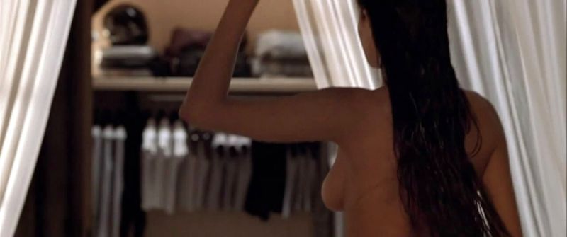 Angelina_Jolie_-_Tomb_Raider_3.jpg