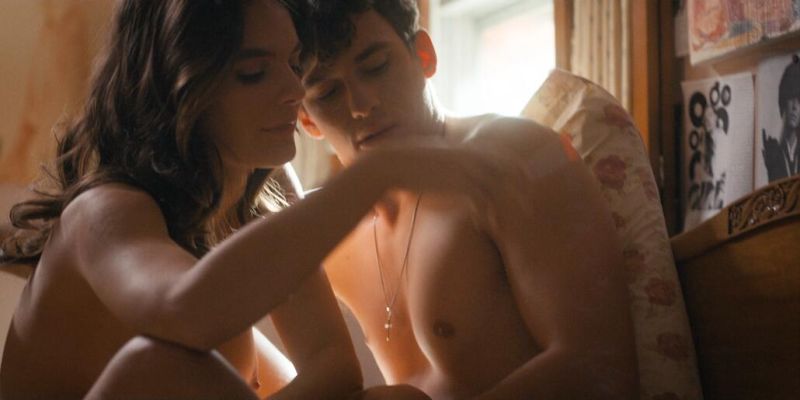 Caitlin Stasey Nude (4)
