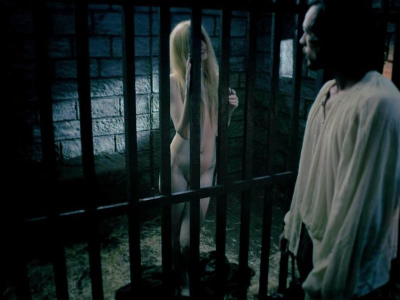 Ayvianna Snow Nude (4)
