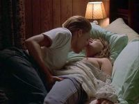 bM0501-MichelleWilliams_ChloeSevigny_IfTheseWallsCouldTalk2-2_4.jpg