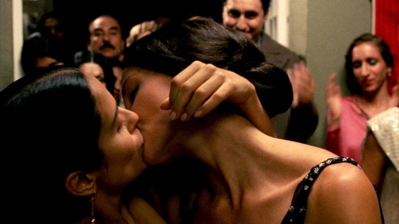 Salma-Hayek-Ashley-Judd-Frida_3.jpg