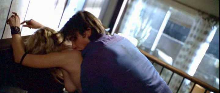 bM0630-TaraReid_BodyShots-4_1.jpg