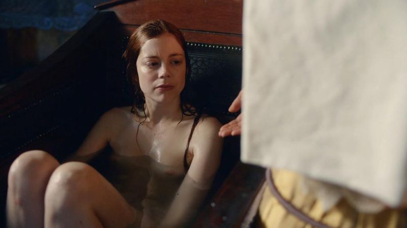 Charlotte Hope - The Spanish Princess - S01E01 - 2_2
